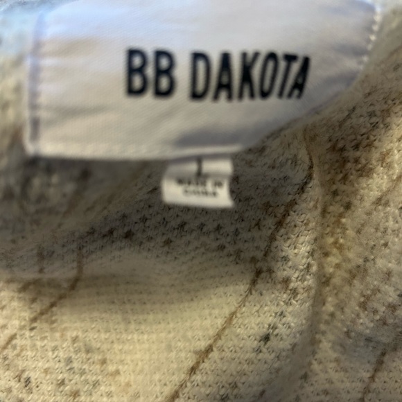 BB Dakota Cream and Tan Plaid Teddy Jacket - Size L - Picture 5 of 5